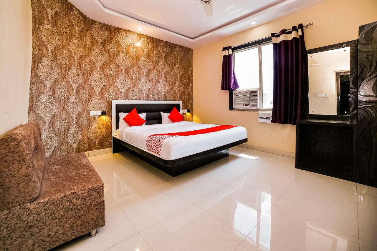 Oyo 41923 Prema Kunj Resort Jhānsi Eksteriør billede